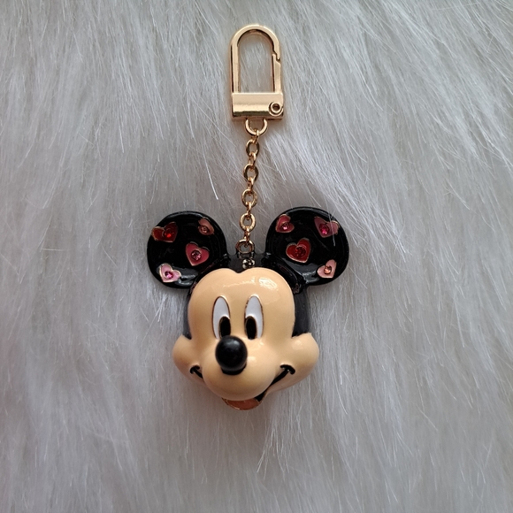 Disney x BaubleBar Mickey Mouse Keychain Bagcharm Hearts Valentine's - Picture 4 of 6